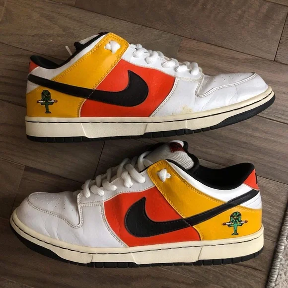 Nike SB Dunk Raygun Away 2005 size 13 original Nike SB pink box - Picture 1 of 7